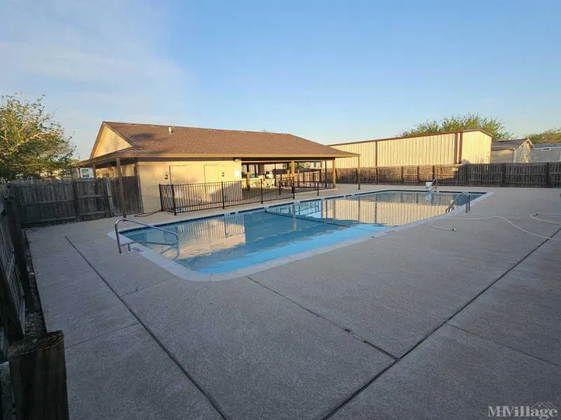 Why Choose Alta Vista South?